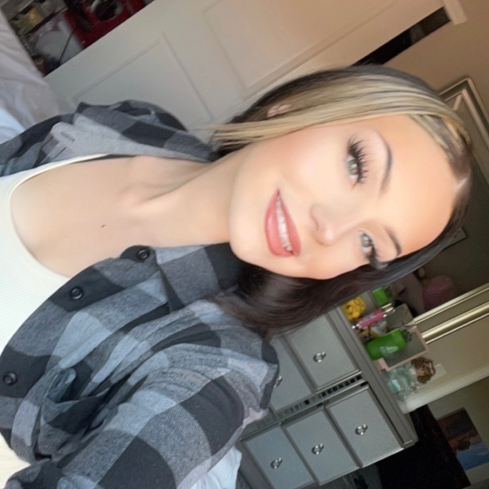 Meet your Posher, Chloë